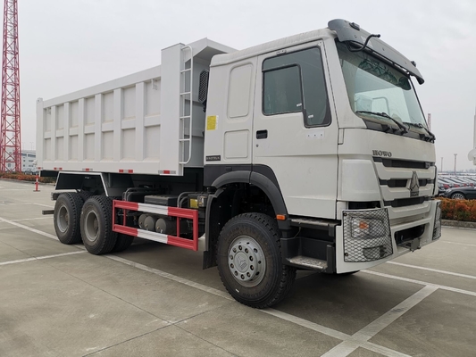 1200r20 Pneumatici radiali Sinotruk HOWO 6X4 Tipper Truck con 400 CV 420 CV 375 CV e ≤5 sedili