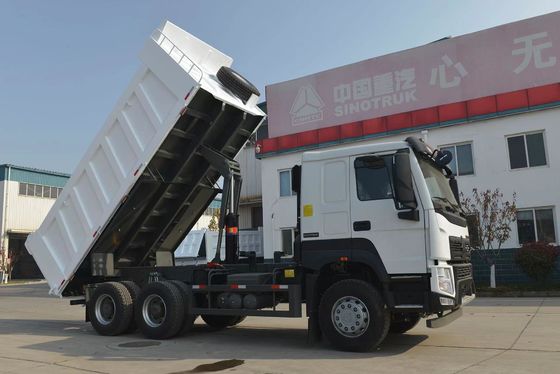 Asse posteriore 2 set HOWO 6X4 10 ruote autocarro a ribaltatore con sollevamento anteriore e cabina a letto