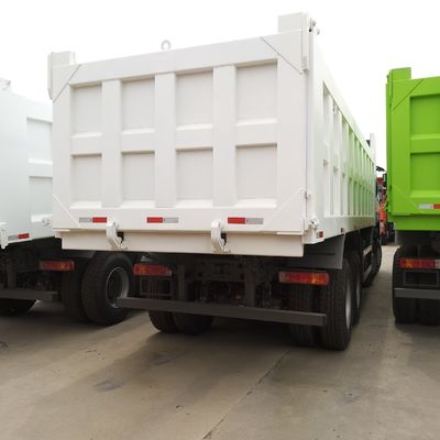 Hw76 Cab Sinotruk HOWO 8X4 12 ruote autocarro a ribaltatore con sollevamento anteriore 5600X2300X1500 20cbm