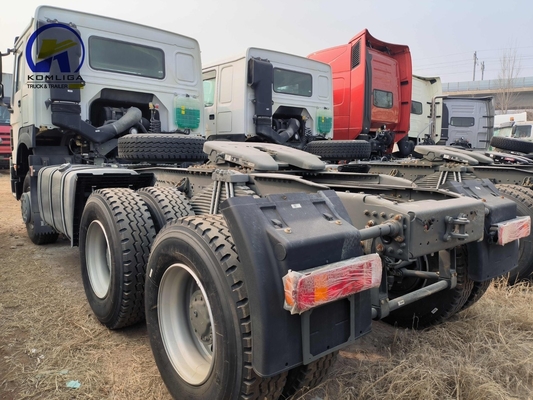 6X4 ruota motrice usata Sinotruk HOWO 10 ruota di trazione capo rimorchio camion con cabina a/c