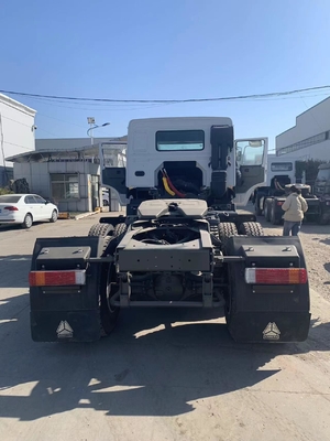 Trasporto di merci diesel 10 ruote rimorchio testa primo motore Sinotruk HOWO 6X4 camion trattore