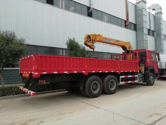 HOWO 6X4 Camion di carico con gru Camion montato gru 25-30 tonnellate Capacità personalizzata