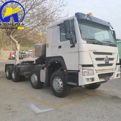 Sinotruk HOWO 8X4 12 ruote 380HP 400HP 430HP Truck trattore pesante con pneumatici radiali