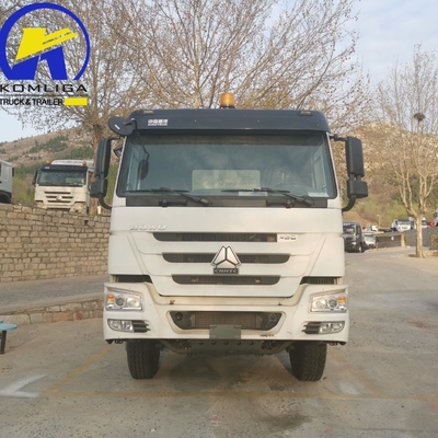 Sinotruk HOWO T7 8X4 400 CV rimorchio pesante camion trattore con 5600X2300X1500 secchio