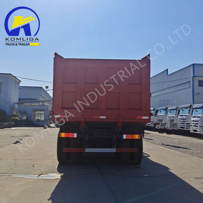 Camionetto di scarico usato Sinotruk HOWO con sollevamento idraulico a ribaltatore ventrale in buone condizioni