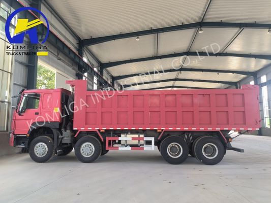 Capacità di carico da 21 a 30 t Dump truck 8x4 Sinotruk Tipper 12 pneumatici 12 ruote