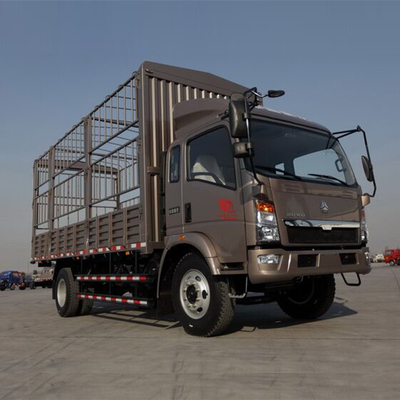4.2 tonnellate asse posteriore Sinotruk HOWO Cdw Mini Van Box 4X2 Cargo Truck con capacità di carico da 1 a 10 t
