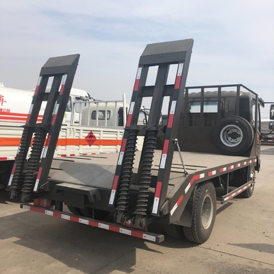 ZZ1047D3414C145 HOWO 4X2 Mini Truck leggero Cargo Dump Truck con aria condizionata