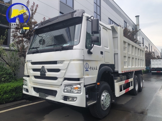 Stile di sollevamento anteriore Usato Sinotruk HOWO 6X4 10 ruote dumper tipper tipping dump truck