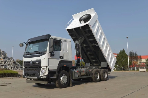 Sinotruk HOWO 6X4 Dump Truck 10 ruote Truck pesante con potenza di 371 CV