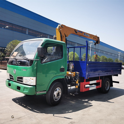 Parti di ricambio tecniche di supporto HOWO 6X4 4X2 camion merci con gru e 4-6L di capacità del motore