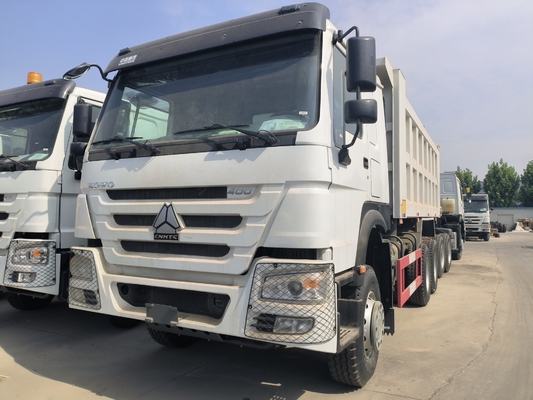 Sinotruk HOWO 6X4 10 Ruote Dumpper miniere Tipper Usato Dump Truck con 300L Fuel Tanker