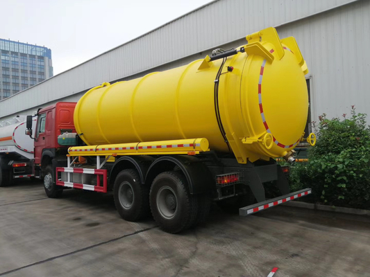 Vendere 6X4 336HP Used Septic Tank Trucks con carburante diesel e Euro 2 standard di emissioni