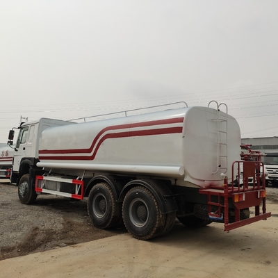 Sino Sinotruck HOWO 6X4 camion cisterna idrico per carburante diesel e capacità 20000/30000L
