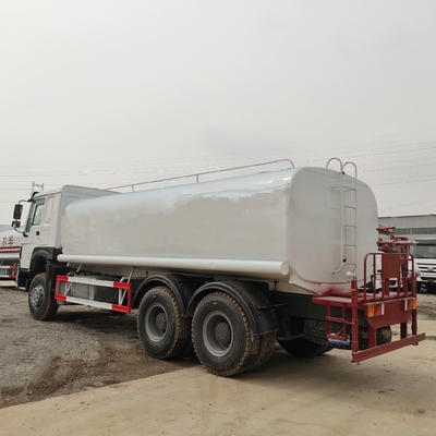 Camion dell'acqua usato Camion del serbatoio dell'acqua da 5000 galloni Camion dell'acqua da aspersione Camion dell'acqua da aspersione 10350x2490x3540mm