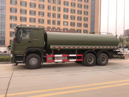 SINOTRUK HOWO 6X4 Camion serbatoio di carburante usato 20m3 25m3 375HP 371HP Wd615.69 Capacità del motore&gt; 8L