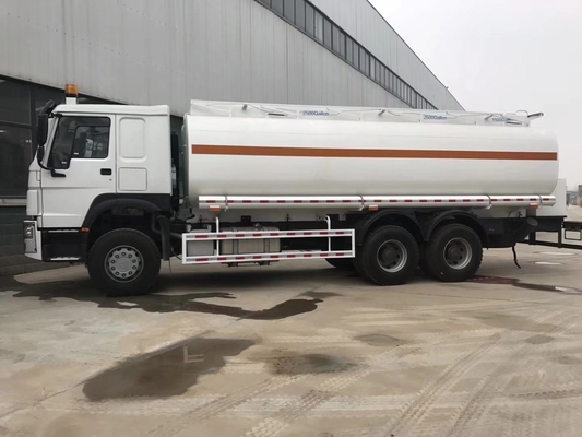 Camion a benzina da 4X2 a 6 ruote Camion petrolifero con sterzo Zf8118