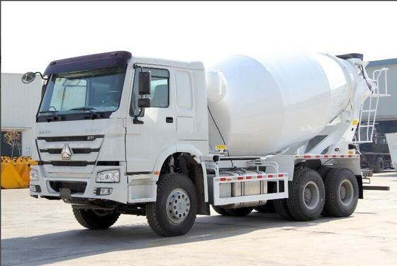 Sinotruck Euro2/3/4/5 HOWO 6X4 Camione miscelatore di calcestruzzo ad alta capacità e durata