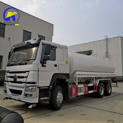 Sinotruk HOWO camion cisterna con volume 15001 30000L e certificazione ISO9000