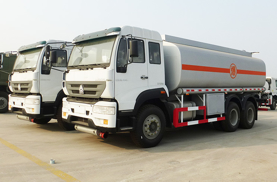 12 16m area di aspersione distributore di carburante camion HOWO Shacman cisterna di carburante camion di rifornimento