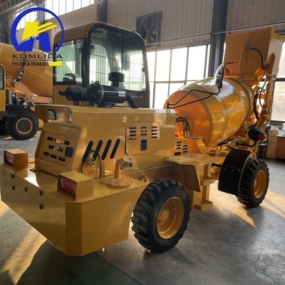 12.00r20 Pneumatici radiali 4x4 6cbm autocaricatore camion miscelatore di calcestruzzo con carburante diesel