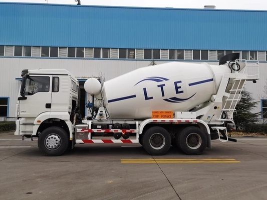 Camion per miscelazione di cemento Shacman per l'Africa 8560X2496X3800mm Zz1257n3841W