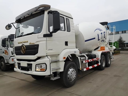 8-10cbm HOWO Shacman Cement Mixer Truck Trasmissione manuale per Africa Requirement