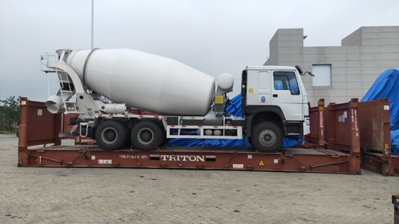 8-10cbm HOWO Shacman Cement Mixer Truck Trasmissione manuale per Africa Requirement