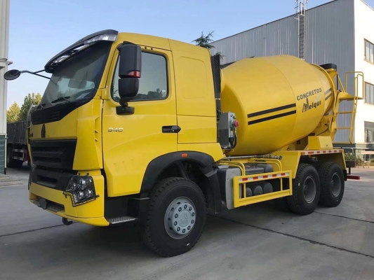 8-10cbm HOWO Shacman Cement Mixer Truck Trasmissione manuale per Africa Requirement
