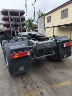 Capacità da 25 a 30 tonnellate HOWO CNG Tractor Truck/Cargo Truck/ per il trasporto ad alta capacità
