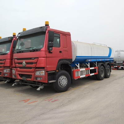 Personalizzazione Sinotruk HOWO 4X2/6X4/8X4 Camion dell'acqua usato con 20000 litri di volume del serbatoio