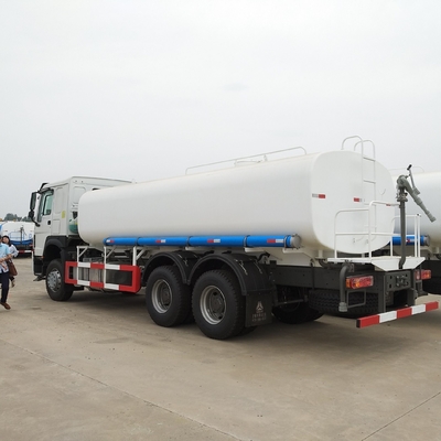 Sinotruk HOWO 4X2/6X4/8X4 Serbatoi per acqua potabile Camion dell'acqua usata con volume 15001 30000L
