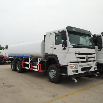 Sinotruk HOWO 4X2/6X4/8X4 Serbatoi per acqua potabile Camion dell'acqua usata con volume 15001 30000L