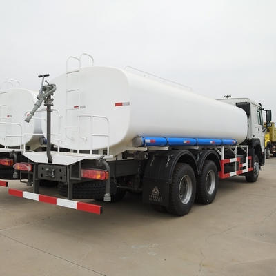 Sinotruk HOWO 4X2/6X4/8X4 Serbatoi per acqua potabile Camion dell'acqua usata con volume 15001 30000L