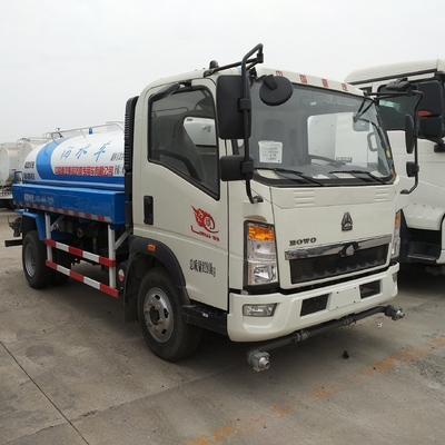 Sinotruk HOWO 4X2/6X4/8X4 Serbatoi per acqua potabile Camion dell'acqua usata con volume 15001 30000L