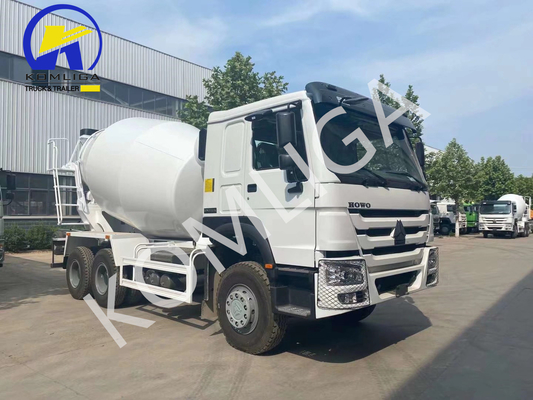 Sinotruk 6X4 Used Mining Concrete Mixer Truck con 16 tonnellate di capacità di carico asse posteriore