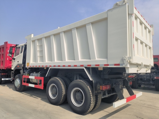 Stile di sollevamento anteriore HOWO 10 pneumatici 20cbm 6X4 Dumptruck con cambio manuale