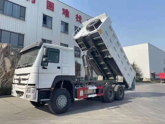 Stile di sollevamento anteriore HOWO 10 pneumatici 20cbm 6X4 Dumptruck con cambio manuale