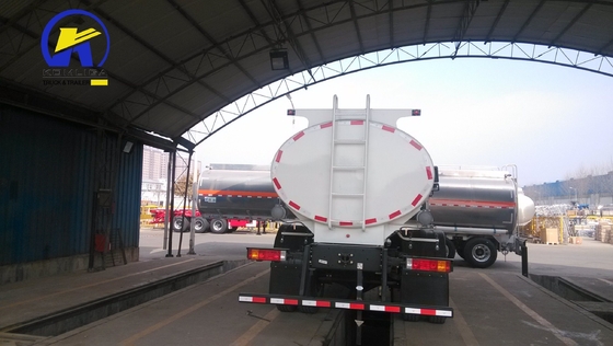 Shacman F2000 4X2 270HP 10cbm Fuel Tanker Truck con ribaltatore ventrale sollevamento idraulico