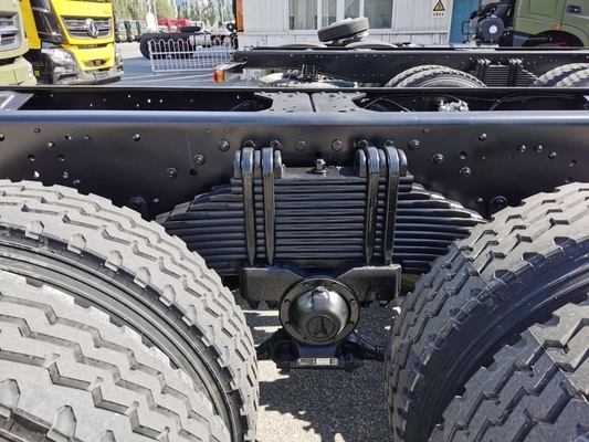Potente Beiben da 351-450 CV 6X4 6X6 North Benz Traktor Truck con grande capacità del motore