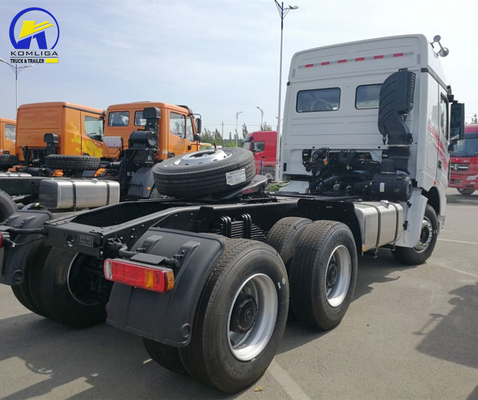 6X4 ruota motrice North Benz Camionetto a testa di trattore con cisterna di carburante in lega di alluminio da 400L
