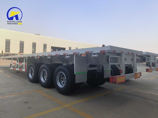 Sinotruk HOWO semirimorchio a letto piatto con assi Fuwa e trave laterale in acciaio a canale da 16 mm
