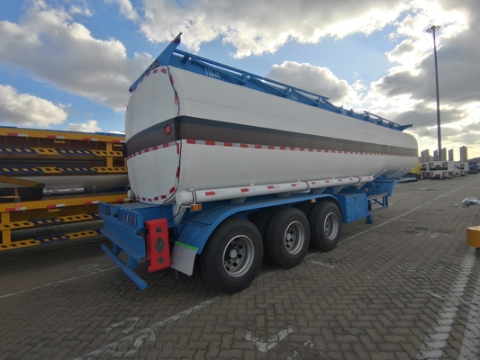 Sinotruk HOWO Fuel Tank Trailer per l'Africa