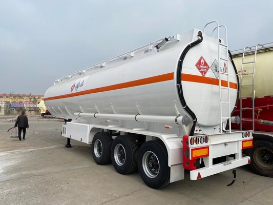 Trasporto di olio di palma d'acqua 45000 litri Serbatoio di carburante rimorchio con 2 tubi di scarico