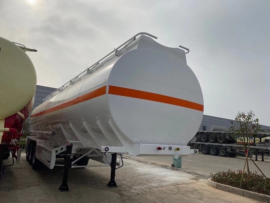 Trasporto di olio di palma d'acqua 45000 litri Serbatoio di carburante rimorchio con 2 tubi di scarico