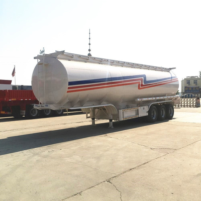 Tri-Axle 45000 litri Diesel Oil Fuel Tanker Semi-trailer con 7000-8000 mm di base delle ruote