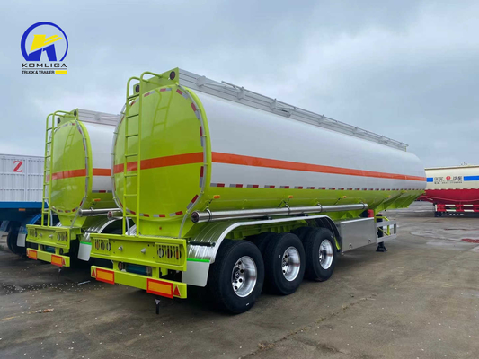 3 assi 42cbm Bianco e verde Color Feul Tank Semi-remorco con 12500*2500*1650mm Dimensione