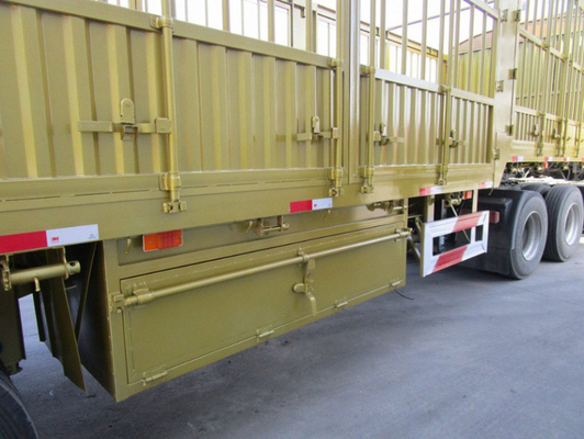 Acciaio 3 asse 40-60 tonnellate recinzione semirimorchio con 13000x2500x3900mm Dimensioni