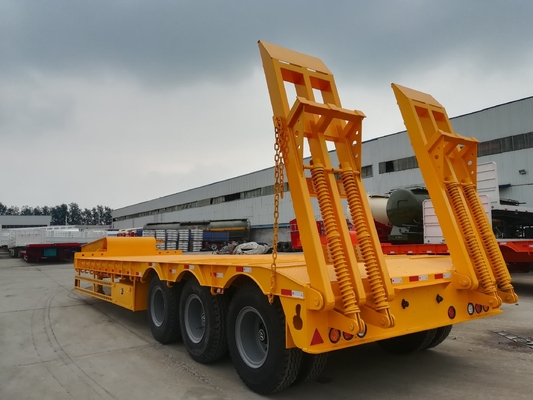 Macchine a letto basso Trasporto Container a letto piatto 3 assi 4 assi camion a letto basso