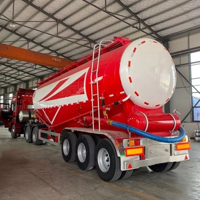 Trasporto di polvere a sfero con rimorchio del camion di cemento a sfera Sinotruk e motore Weichai 4102